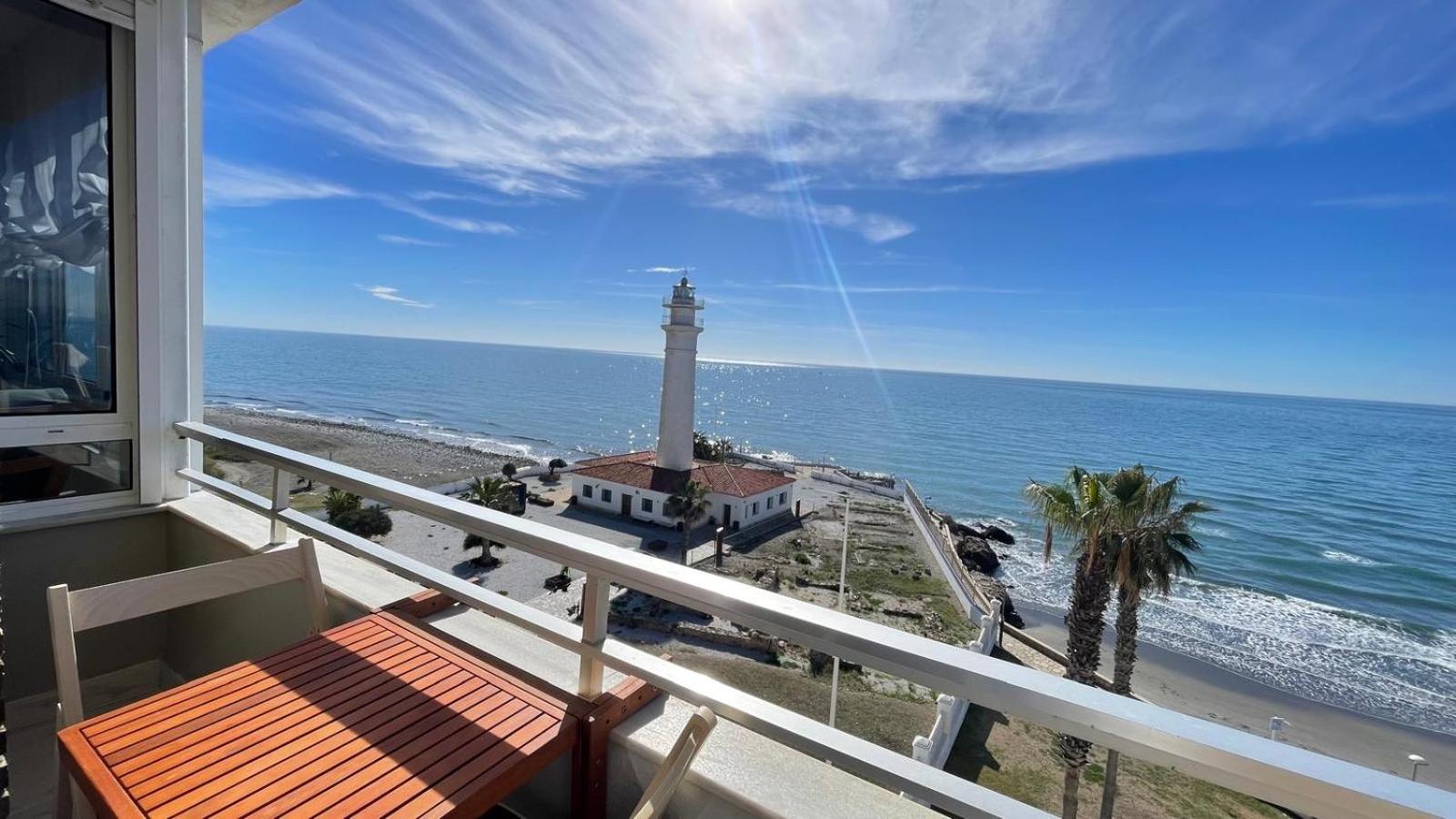 Primera Linea De Playa En Costa Apartment *